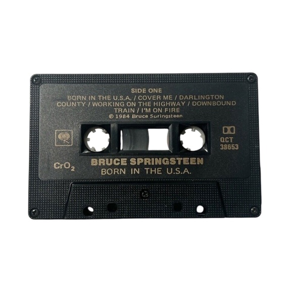 Vintage 1984 Bruce Springsteen Born In The USA Cassette Made in Canada - Picture 5 of 8